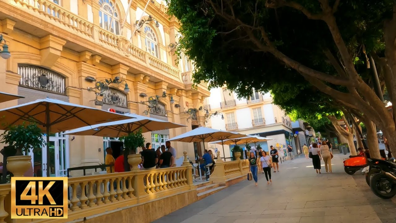 4k UHD Monumentos y curiosidades por el centro de Almería  ( andalusia )