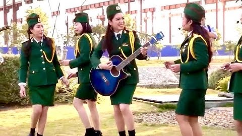 CÂY ĐÀN GHITA CỦA ĐẠI ĐỘI 3 - Tốp nữ CLB Tình Biển Hải Phòng