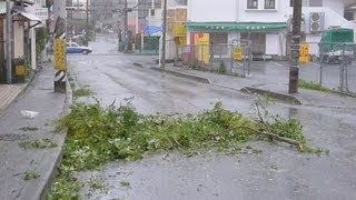台風１７号 沖縄直撃　列島縦断か 暴風雨に警戒