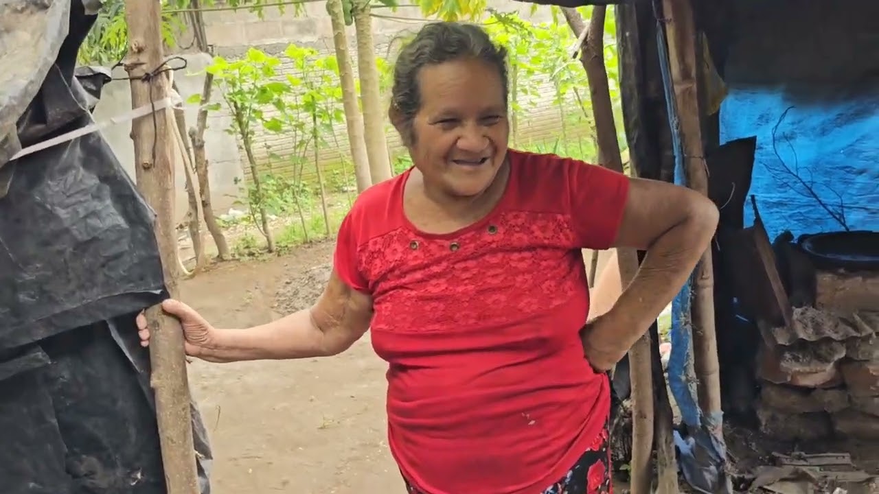 Buenas NOTICIAS regalaremos una NUEVA CASA| Pareja de Ancianos  muy pobres de EL SALVADOR 🇸🇻