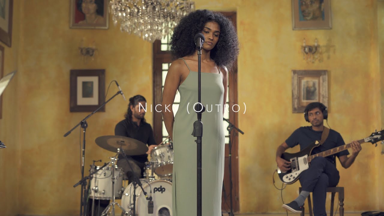 Guarda Q - Nicky (Outro) | Live From the Living Room su YouTube Guarda Q - Nicky (Outro) | Live From the Living Room su YouTube