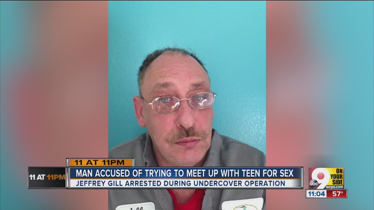 Books of piccasso's nude sketches