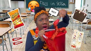 Bougie Hot Cheeto Girl IN the back of the class🥵 |ASMR