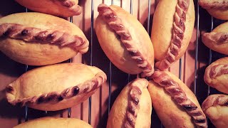 Salteñas Bolivianas De Solomillo De Cerdo