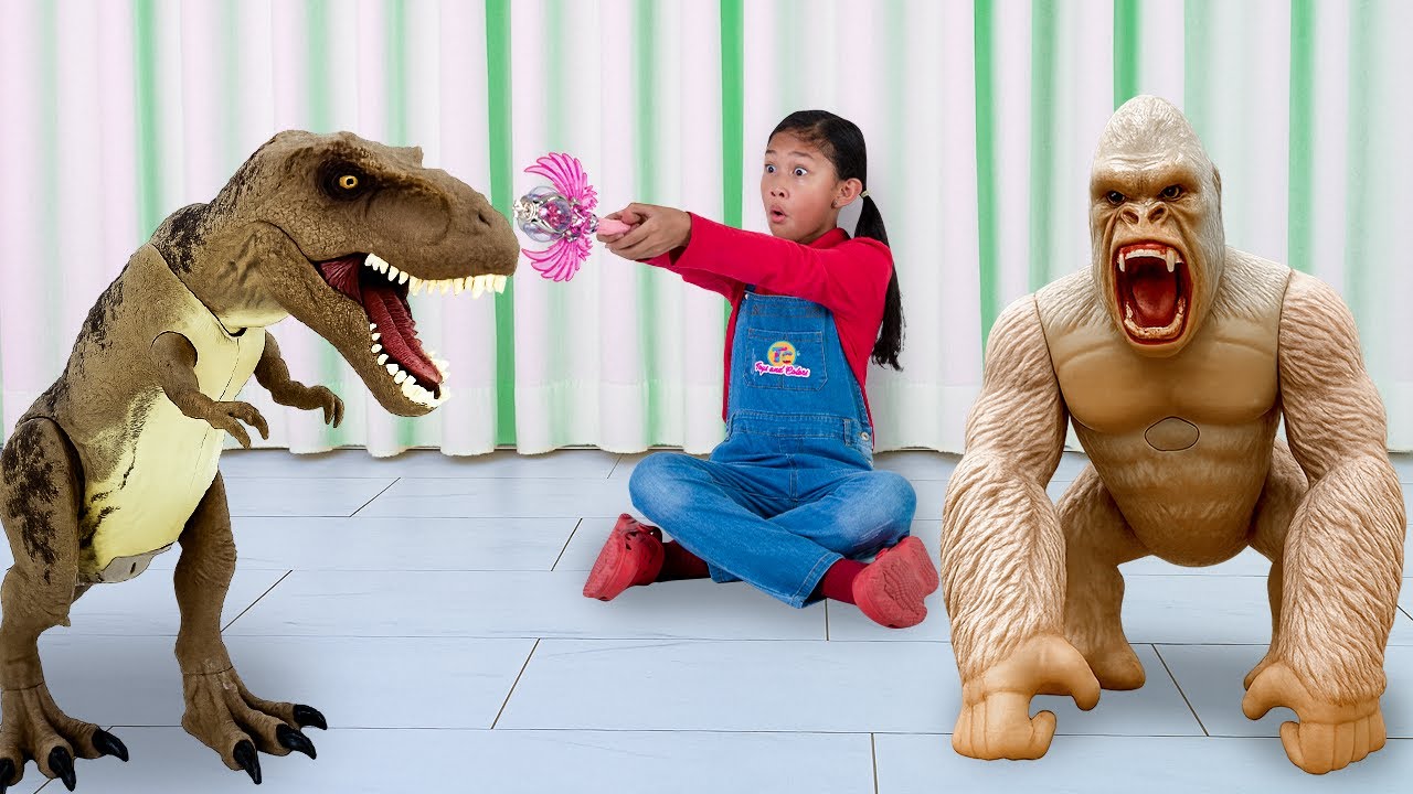 Play: Wizard School Adventure with Animals: dinosaurs meet toy-box magic