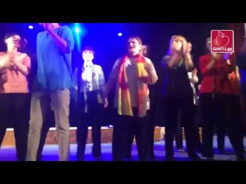 გორის ქალთა გუნდმა თანაქალაქელებს სამხრეთ აფრიკული ,,ცეცხლი\" აჩუქეს