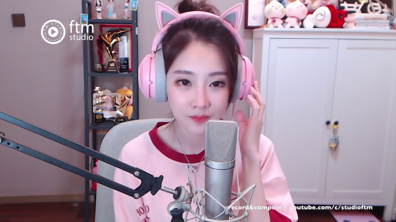 馮提莫 英文歌《Just one last dance 最後一支舞》(中英字幕)