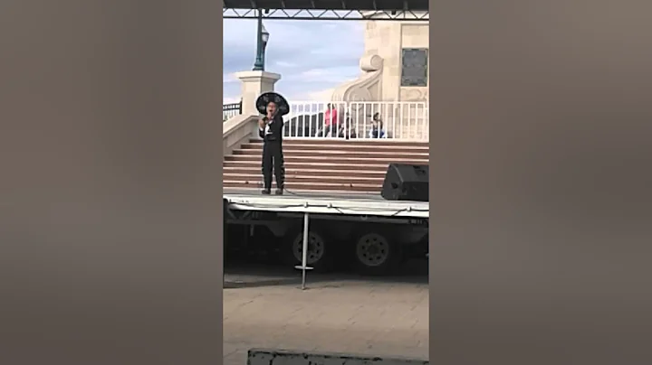 Mauricio Martell gana primer lugar del concurso