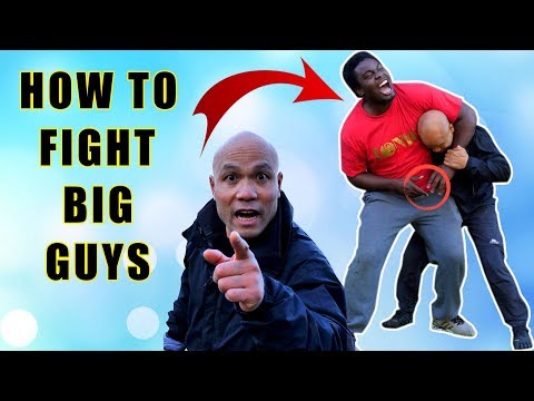 How to fight multiple big guys? | Street Fight 