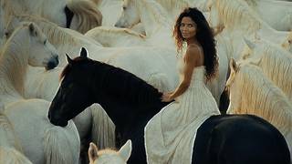 J Abecia, Luis Cortés - ME AMAS (Video Oficial)