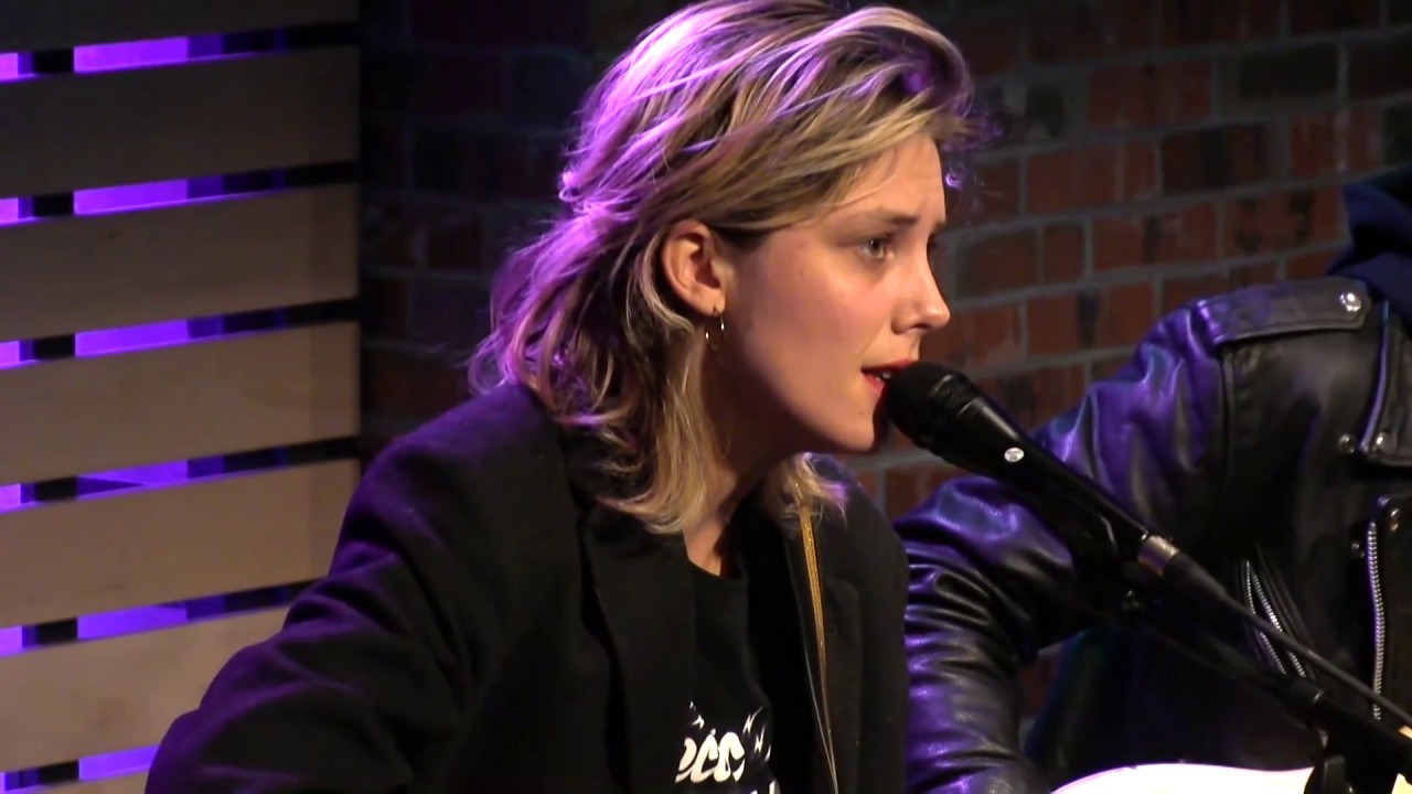 Wolf Alice - Heavenward [Live In The Lounge]