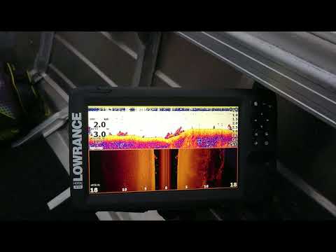 Lowrance hook2 9 TS on the Murray River 