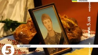 Житомир: Житомир попрощався із загиблим біля Донецька десантником
