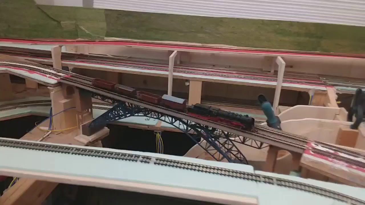 Erster Fahrtest auf Ebene 2 - YouTube