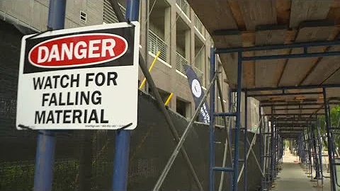 Displaced Fort Worth tenants fear looting after apartment fire