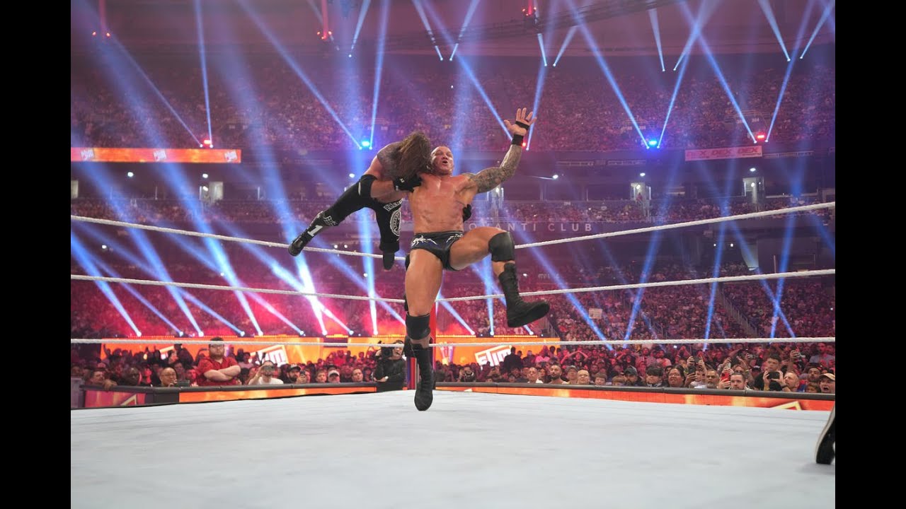 Randy Orton RKO at wwe royal rumble | randy orton rko roman reigns ...
