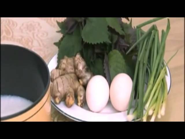 Cách nấu cháo tía tô trứng gà giải cảm