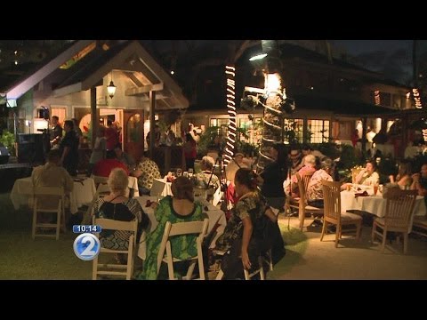 Hundreds support Dennis Kamakahi cancer fundraiser