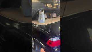 BMW e46 2001 330 convertible top cowl lock not opening or closing screenshot 2