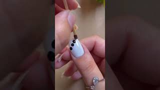 Diseño De Uñas Blancas