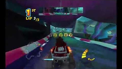 Crash Tag Team Racing - Deep Sea Driving Gameplay