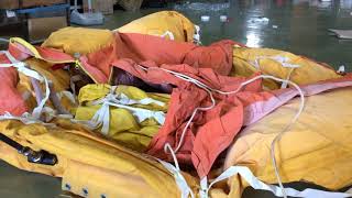 小型船舶用ライフラフト　膨張テスト