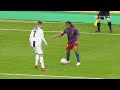 Ronaldinho The Most Bizarre & Unexpected Plays の動画、YouTube動画。