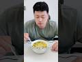 この子犬のおもちゃで熱いラーメンが冷める！😱