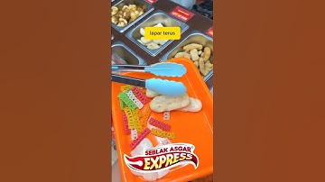 Musim hujan enaknya makan seblak