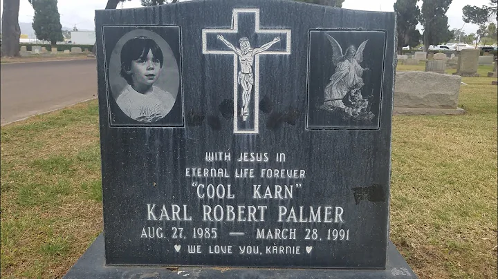 Faces in death--evergreen cemetery--Tucson,Az.
