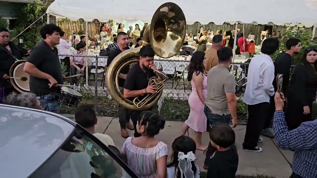 chinelo de las mascaras santa cruz # 981 David en la pedida de mano de su novia Ariatne Chicago