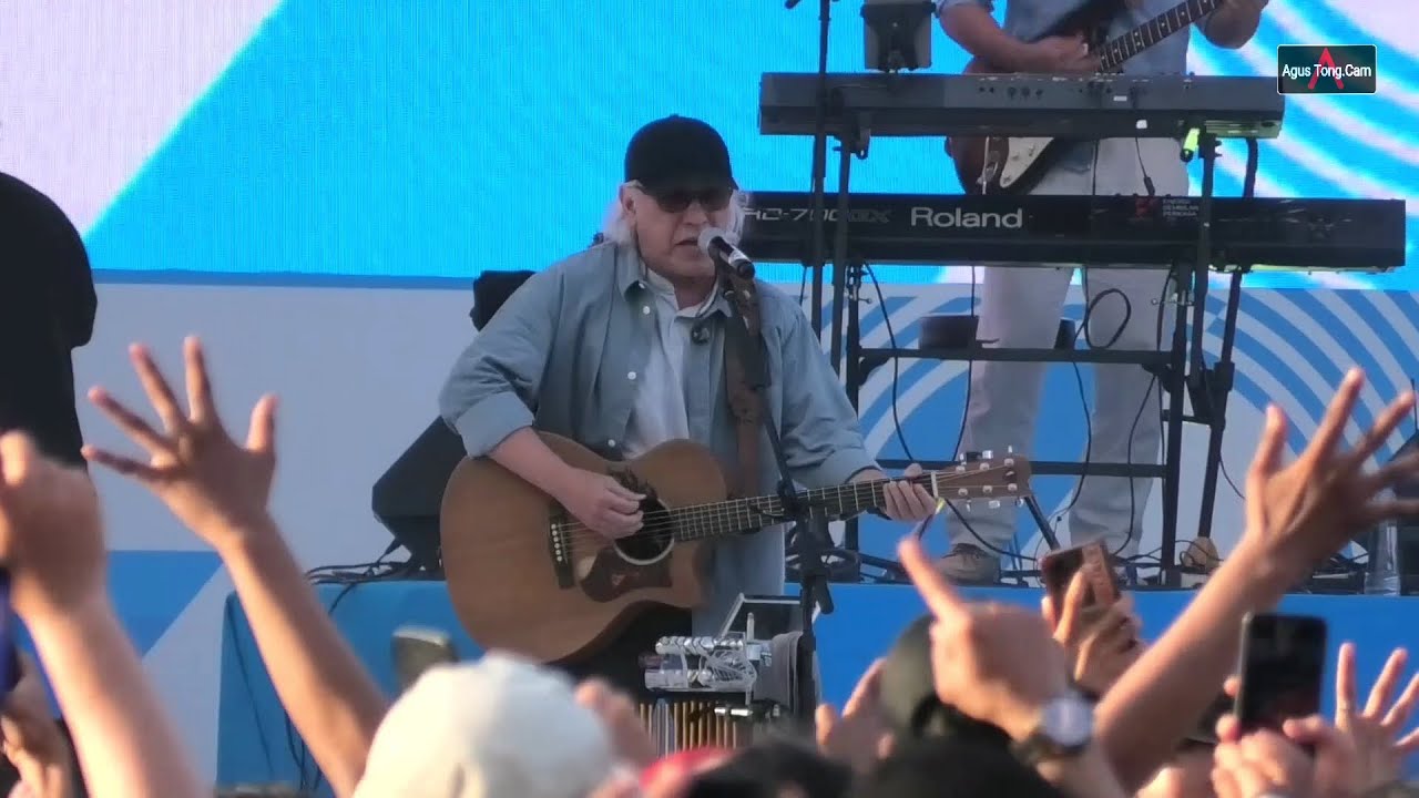 Hio, Pesawat Tempurku - Iwan Fals - At Hut Bhayangkara 79, Monas 2025