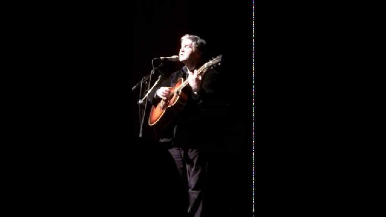 Lloyd Cole performing Forest Fire LIVE in Chicago 2015