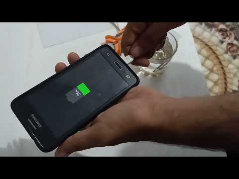 إشحن هاتفك باستعمال شفرة حلاقة فقط - بدون كهرباء ! لن تصدق You can charge your mobile using blades