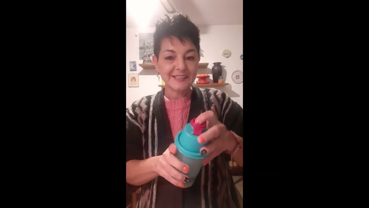 Gira e volta e micro urban millennial tupperware