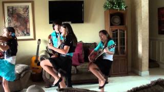 Video-Miniaturansicht von „Mariachi Loco Castillo Kids Aug 10 2011“