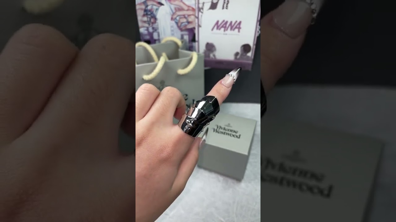 Nana’s armor ring 🖤 