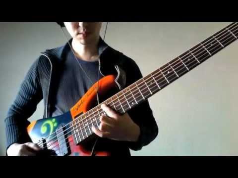 6string Bass Solo（6弦ベース）Satoshi Maeda - YouTube