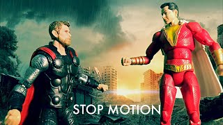 THOR vs SHAZAM ! (Stop motion)