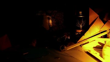 How to Make a Flashlight Using Plastic Bottles at Home