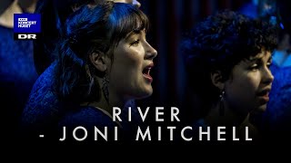 River - Joni Mitchell // DR Pigekoret (LIVE) Resimi