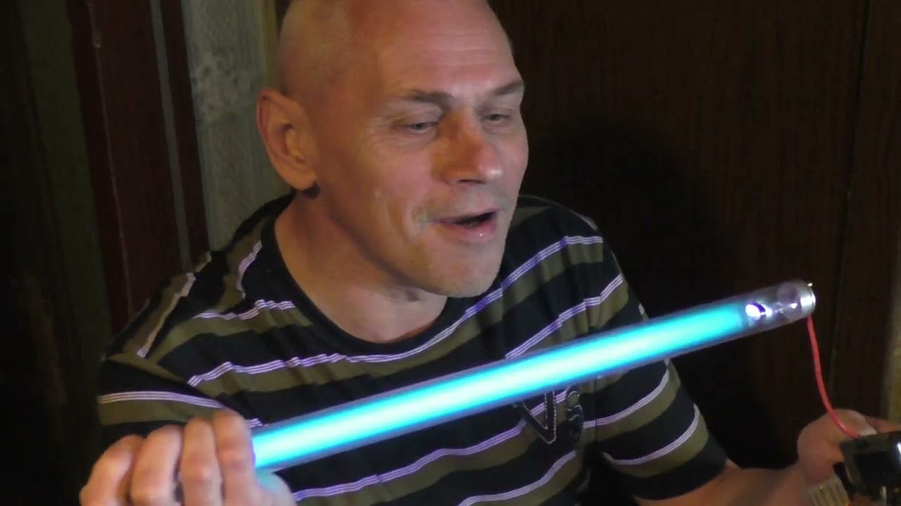 Опыты продолжаются. Как пахнет бактерицидная лампа ковпачок управляемая голосом?!