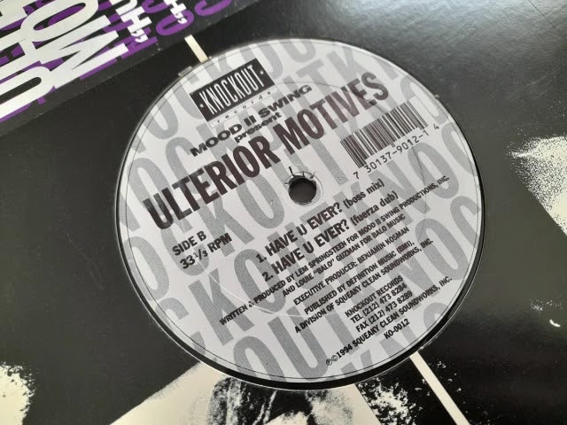 Mood II Swing Presents Ulterior Motives - Hump Night (Vocal) - YouTube