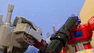 “Junk! That’s what you are!” (Transformers G1 stop motion)