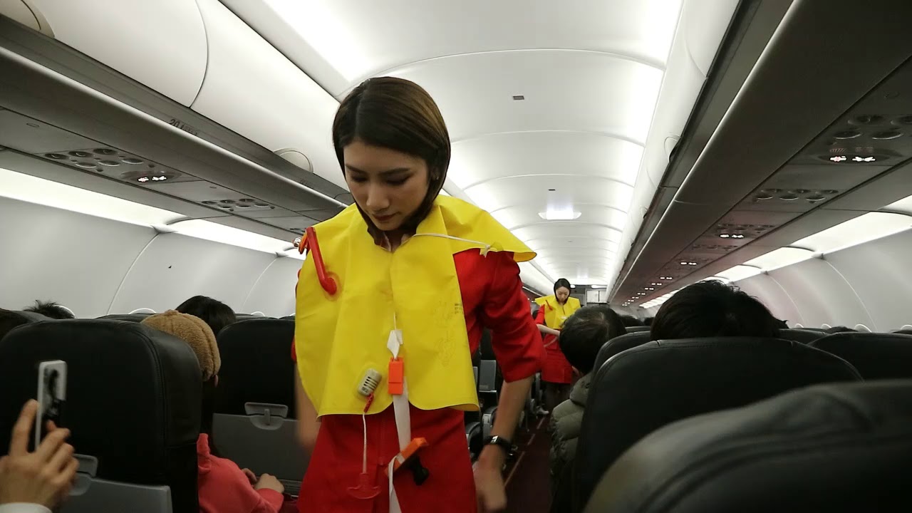 AirAsia Safety Flight Demonstration Performed by Cute Flight Attendant - Japan Version