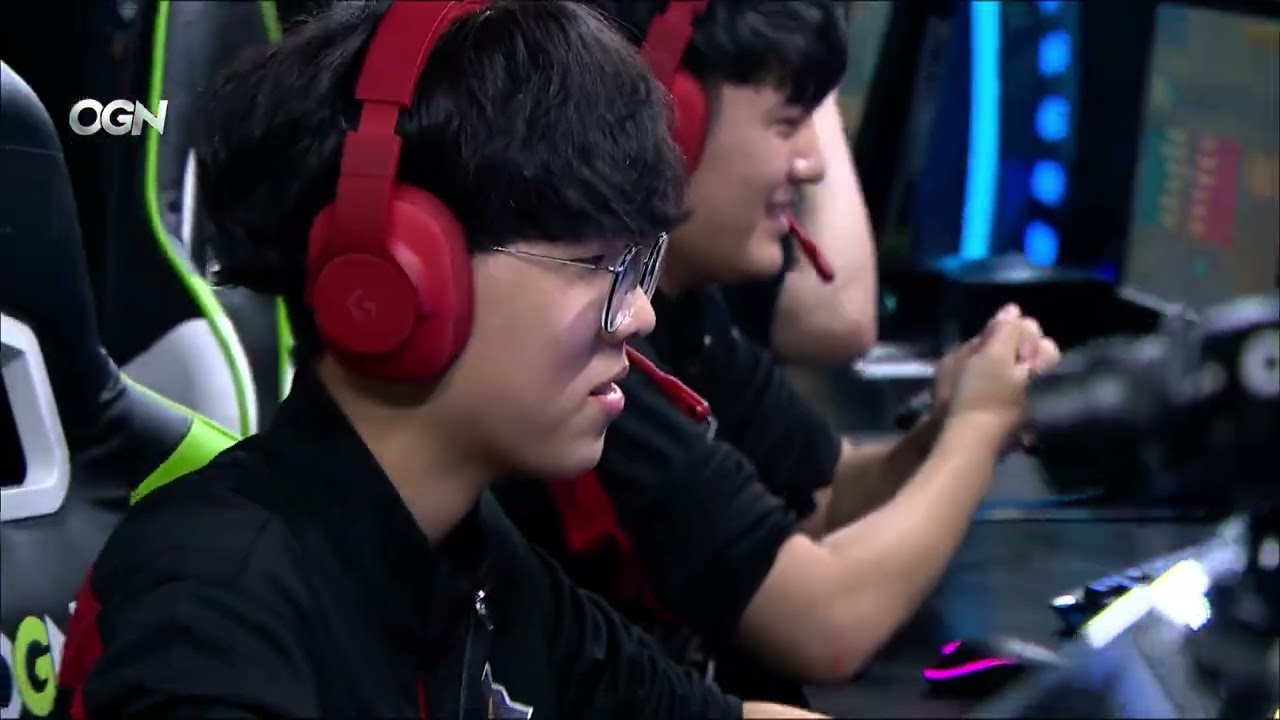 OVERWATCH APEX S4 - Meta Athena vs. Lunatic-Hai