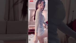 Idol Bigo em chưa 18 quẩy dance nhiệt tình