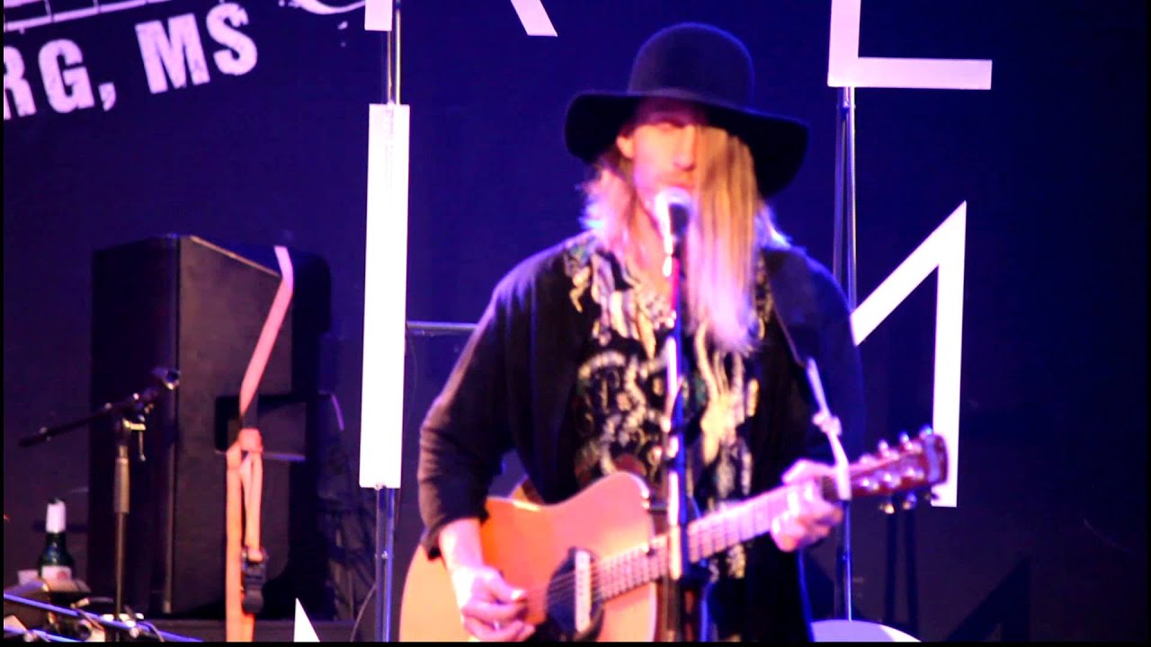 Like Swimming  - Among a thousand desperate minds -  Brewskys -  Hattisburg