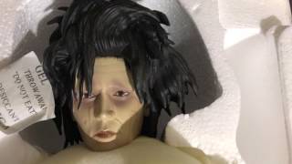 Unboxing 14 Scale Edward Scissorhands From Hollywood Collectibles Group Exclusive Limited To 150