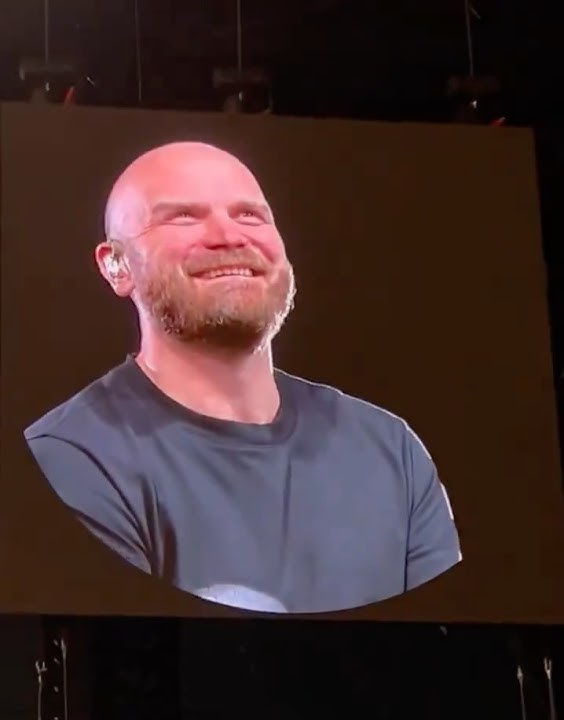 Will Champion for President! 👑✨ #coldplayseoul #coldplay